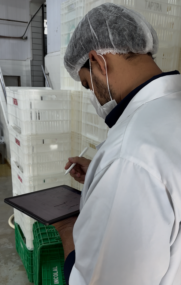 Equipe Consulak em indústria